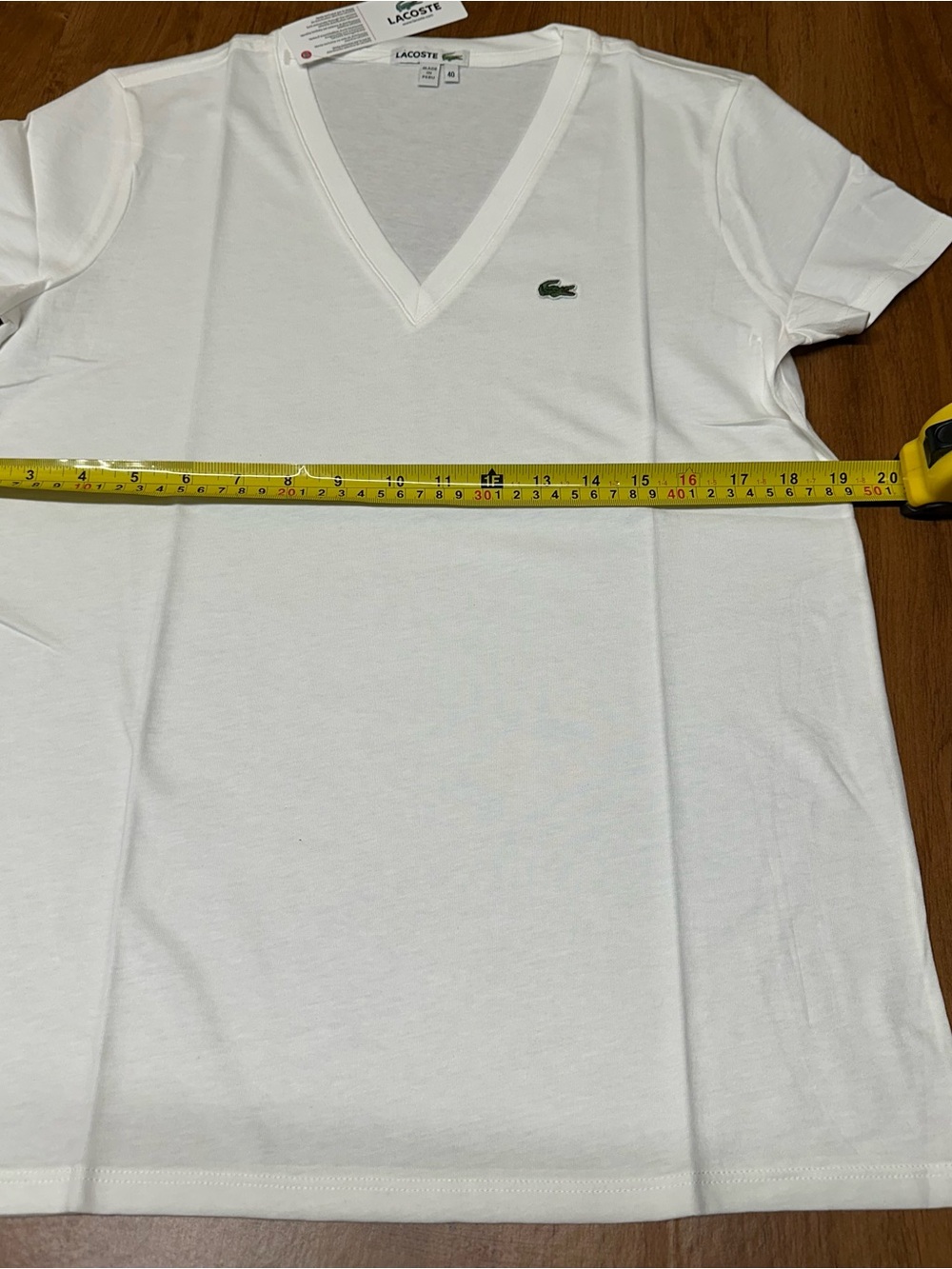 Lacoste White V-Neck Tee with Green Crocodile Logo size 8/40 - Picture 7 of 8
